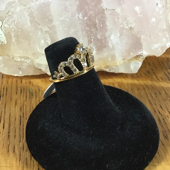 Beautiful Gold Filled Pave Cubic Zirconia Princess Tiara Ring - Size 7 - Picture 2 of 3